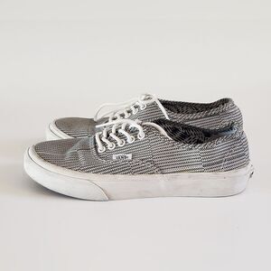 Vans Off The Wall Black White Slim Classics Women's Size 8